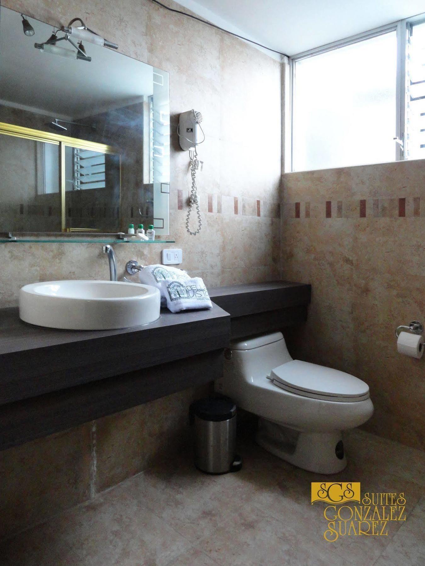 Hotel Suites Gonzalez Suarez Quito Zewnętrze zdjęcie