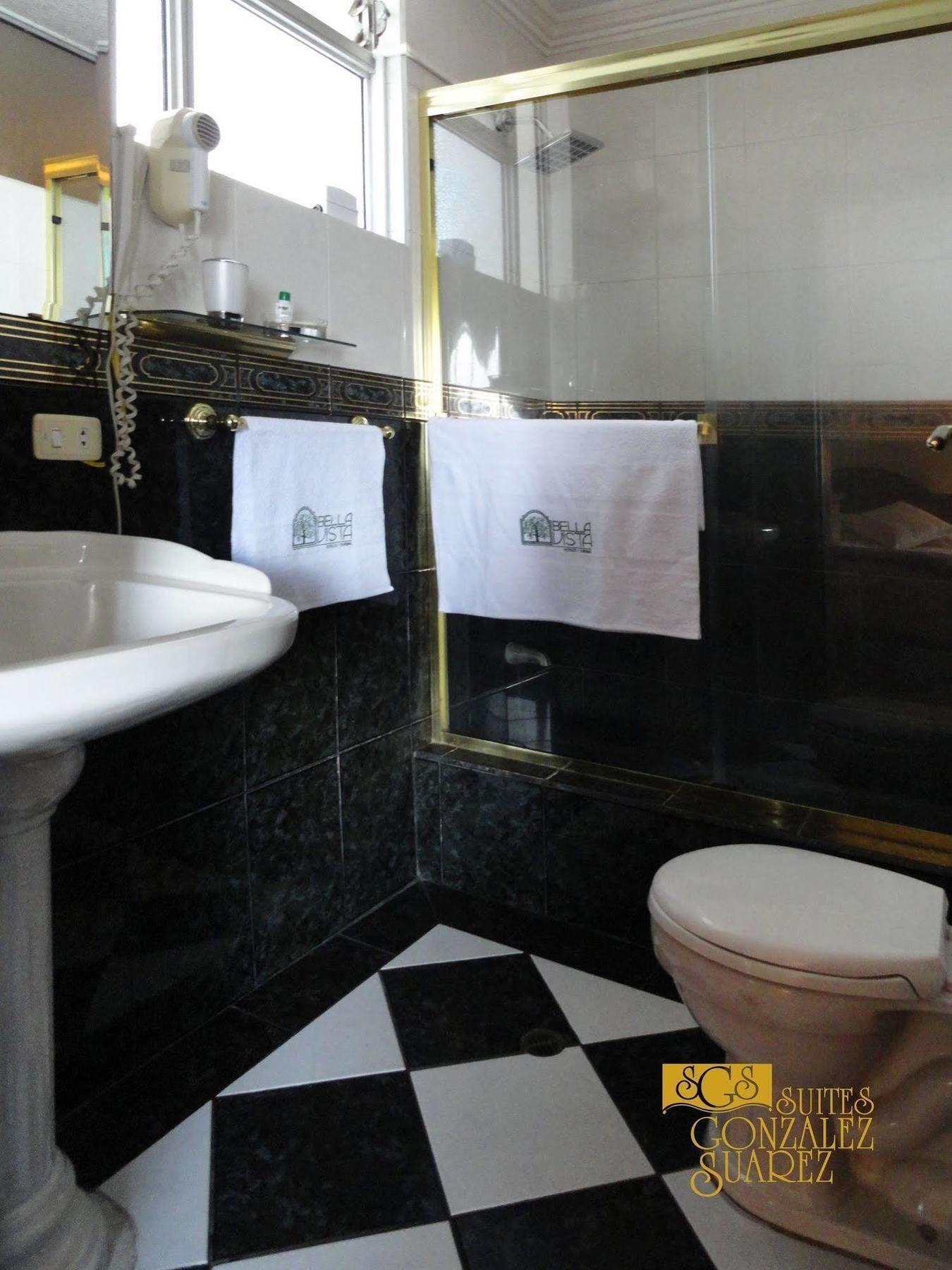 Hotel Suites Gonzalez Suarez Quito Zewnętrze zdjęcie